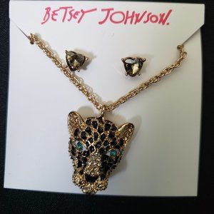 Betsey Johnson Set - Leopard Necklace and Heart Stud Earrings
